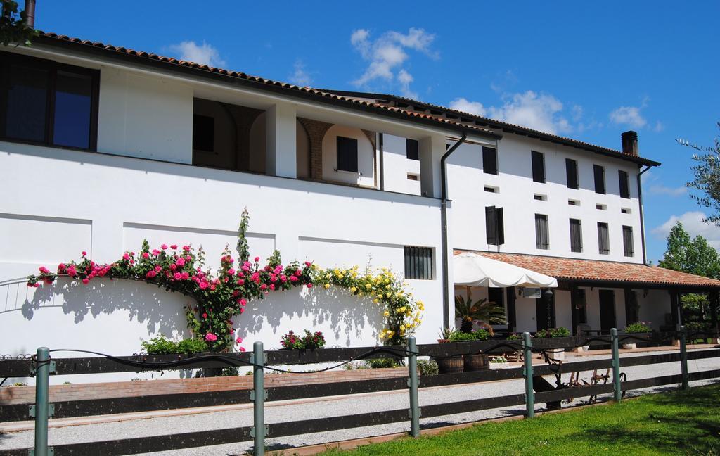 La Pioppa Agriturismo Сачіле Екстер'єр фото